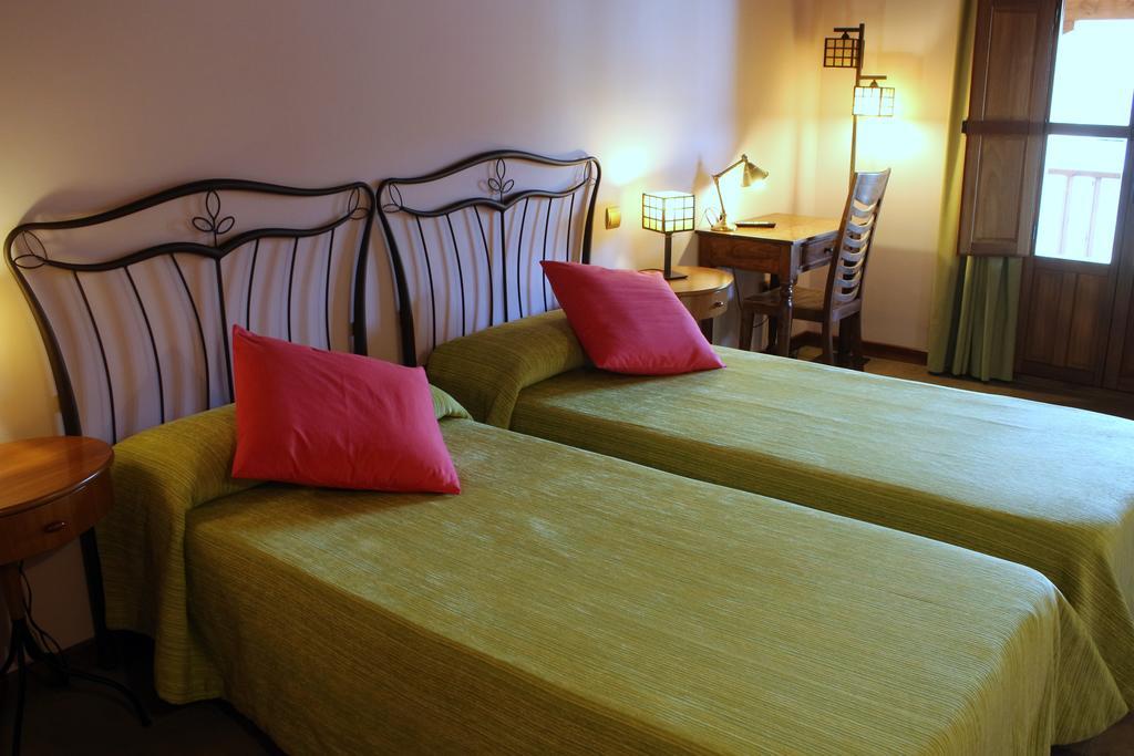 Las Fontaninas Noceda del Bierzo Room photo