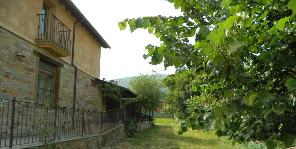 Las Fontaninas Noceda del Bierzo Exterior photo